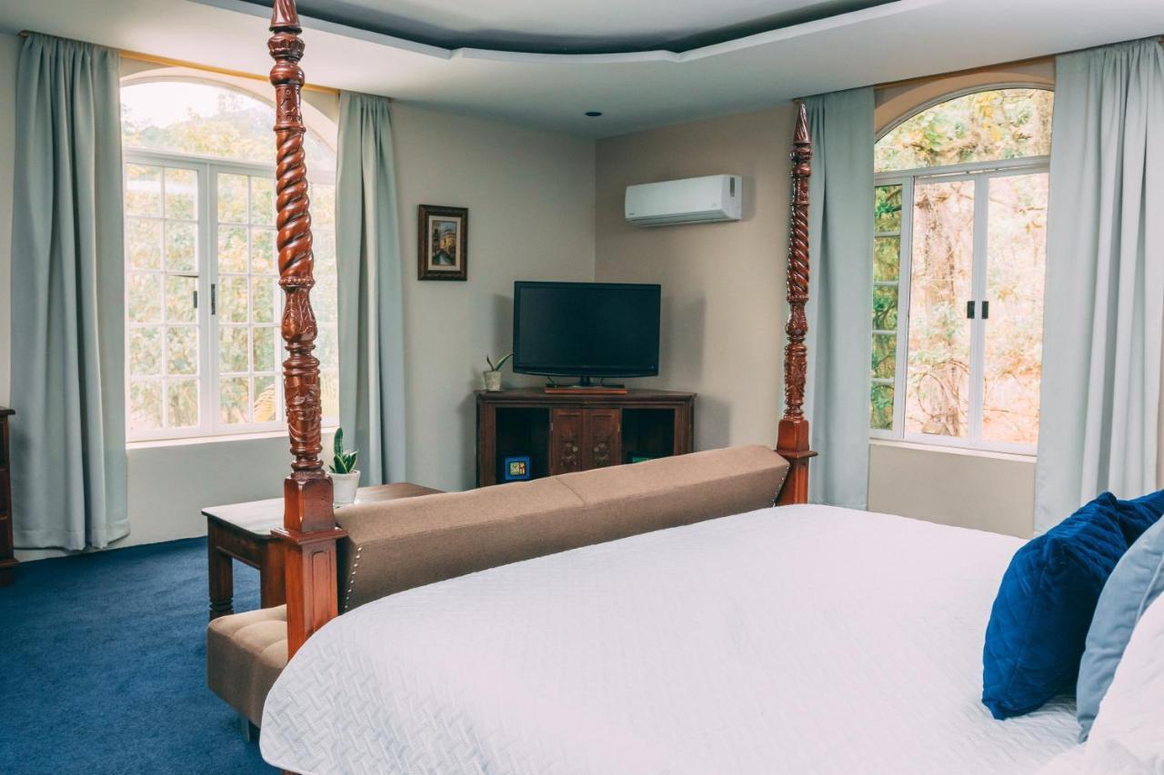 Liquidambar Hotel Sarabanda Kültér fotó